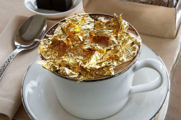 edible-gold-flakes-Caffe Latte